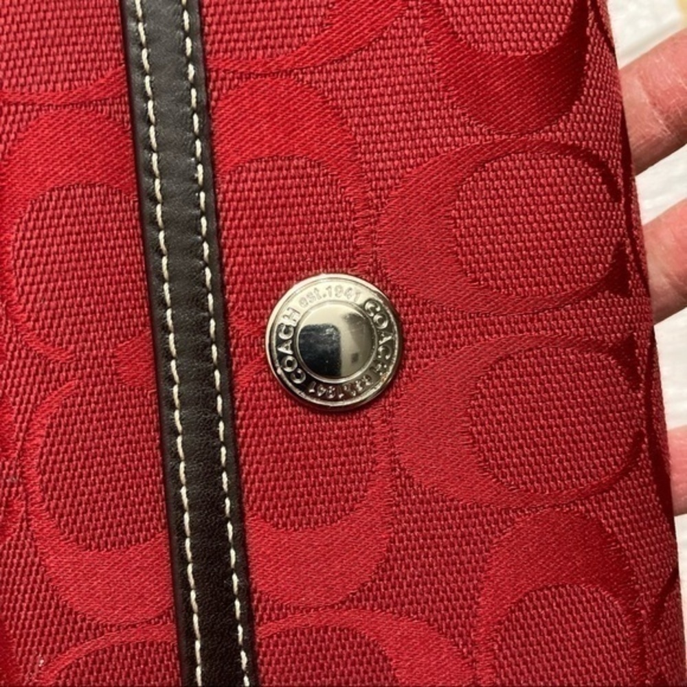 Coach signature c vintage red y2k compact wallet - Picture 9 of 13